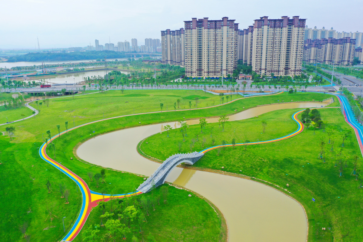 江西省鷹潭市信江新區(qū)廠網(wǎng)河湖園一體化海綿城市建設項目